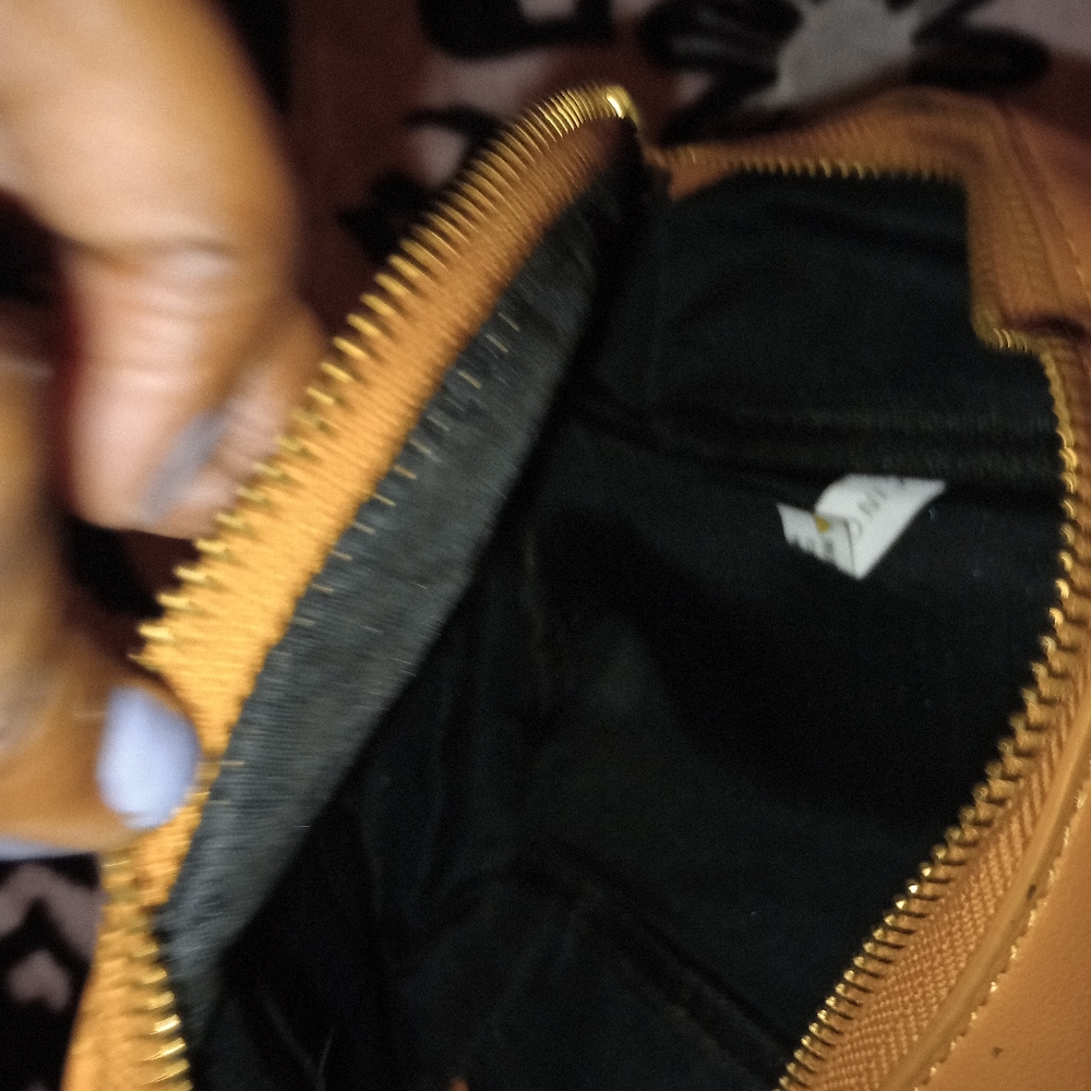 backpack - Picture 4 of 5